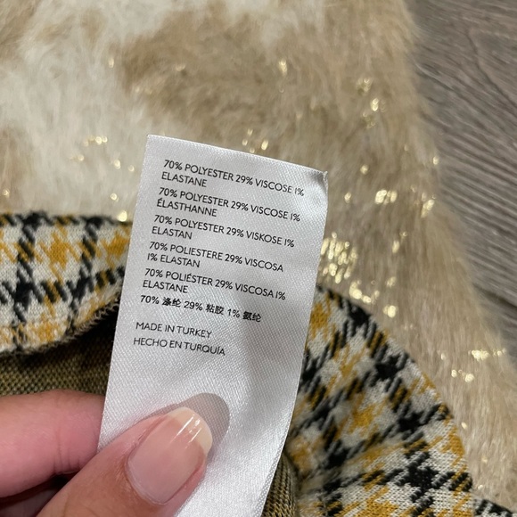 Urban outfitters cropped flare yellow plaid pants - Picture 4 of 7